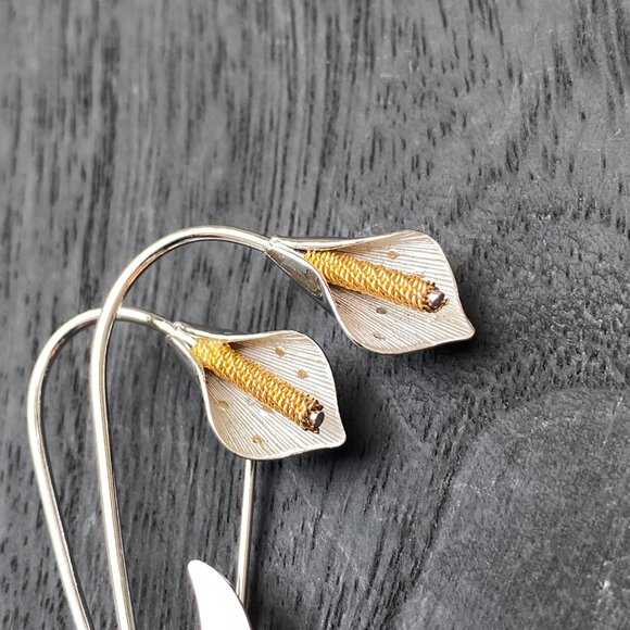 Signed vintage ART NOUVEAU 3” large, 925 Sterling Silver, Gold CALA LILY BROOCH - Picture 3 of 7